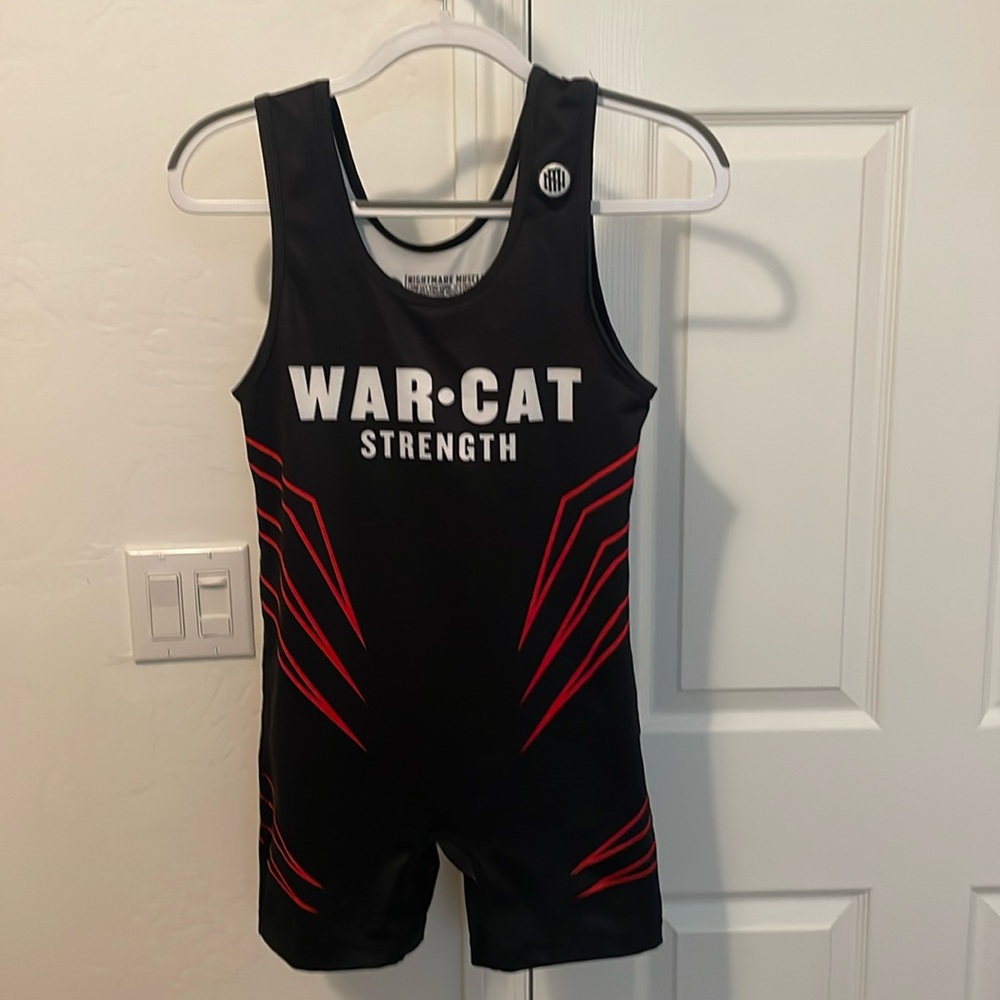 Weight lifting singlet